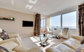 Hove Actually With Spectacular Sea Views
